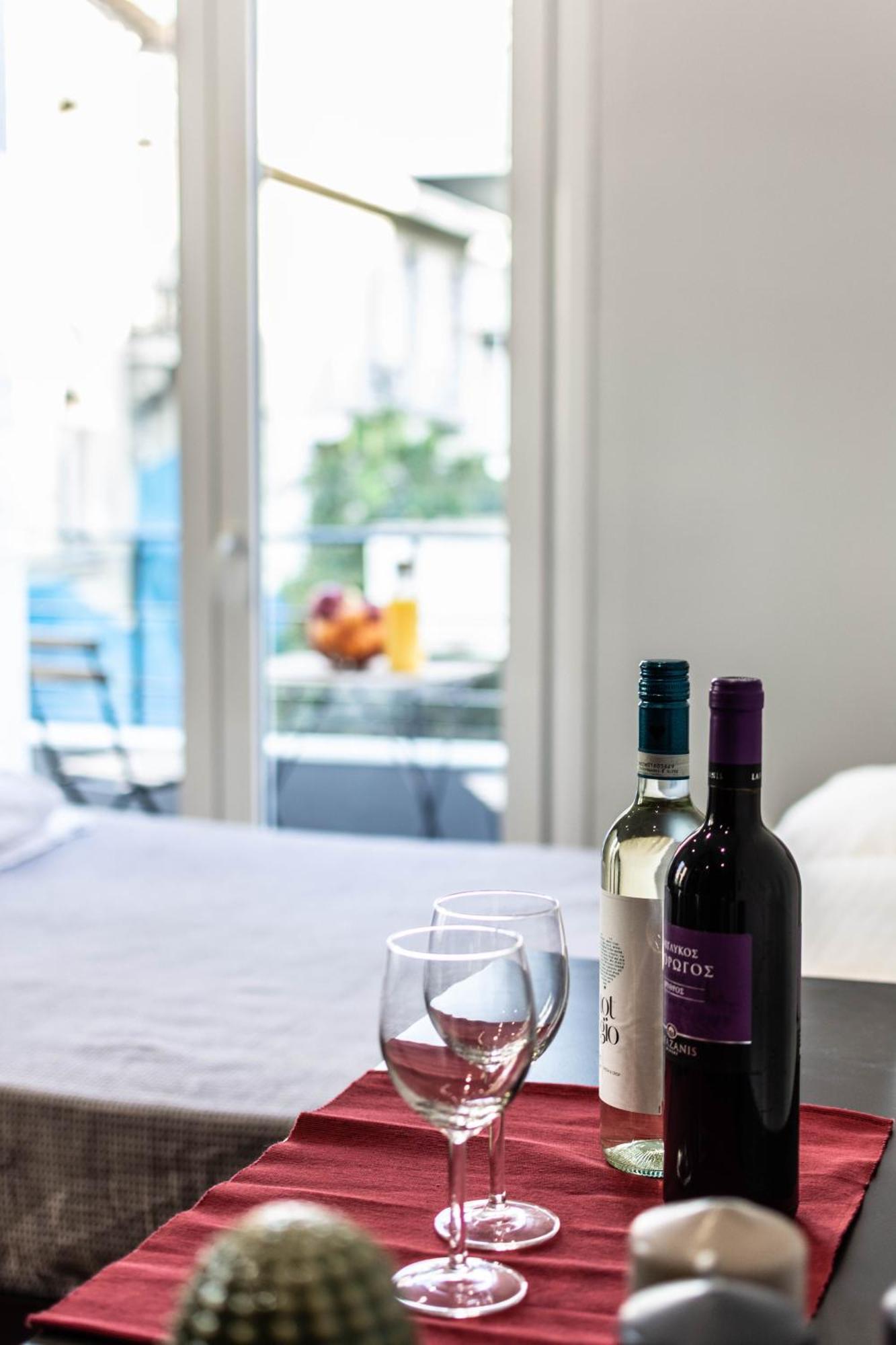Aris Premium Accommodations Atenas Exterior foto